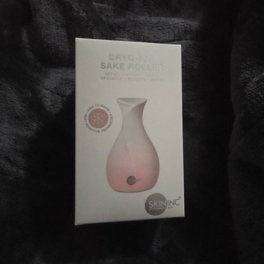 Skin Inc. Cryo Ice Sake Roller - NEW